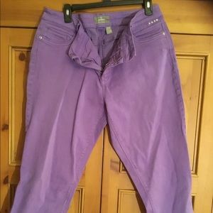 Chico’s So Slimming Capris size 2.5/14